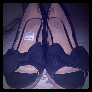 Dexflex comfort wedge heels